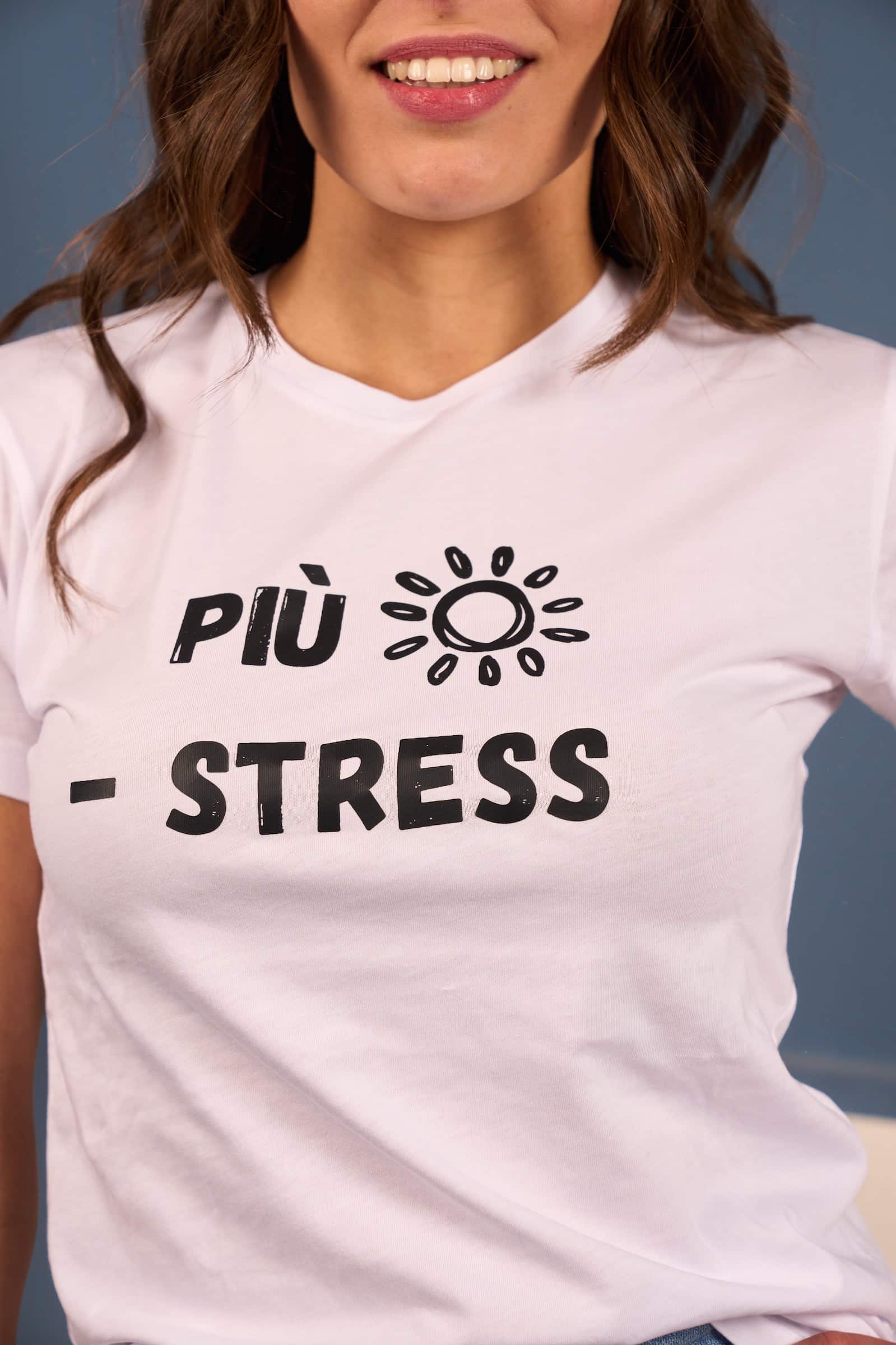 Alternative view of T-Shirt piu' sole meno stress - Bianca